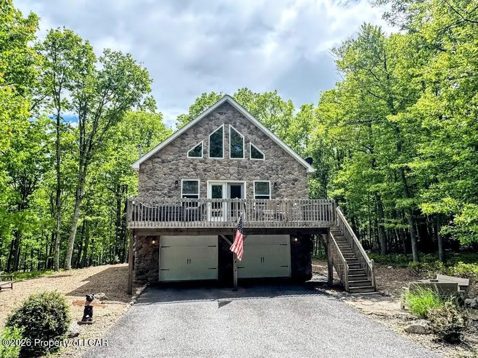 11 Little Bear Lane, Hazle Township - 3 bed - 4 bath - 1,883 SF