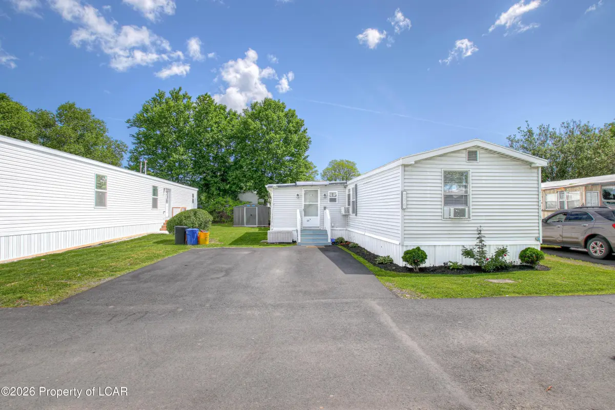 274 Birchwood Estates, Exeter - 3 bed - 1 bath - 1,128 SF
