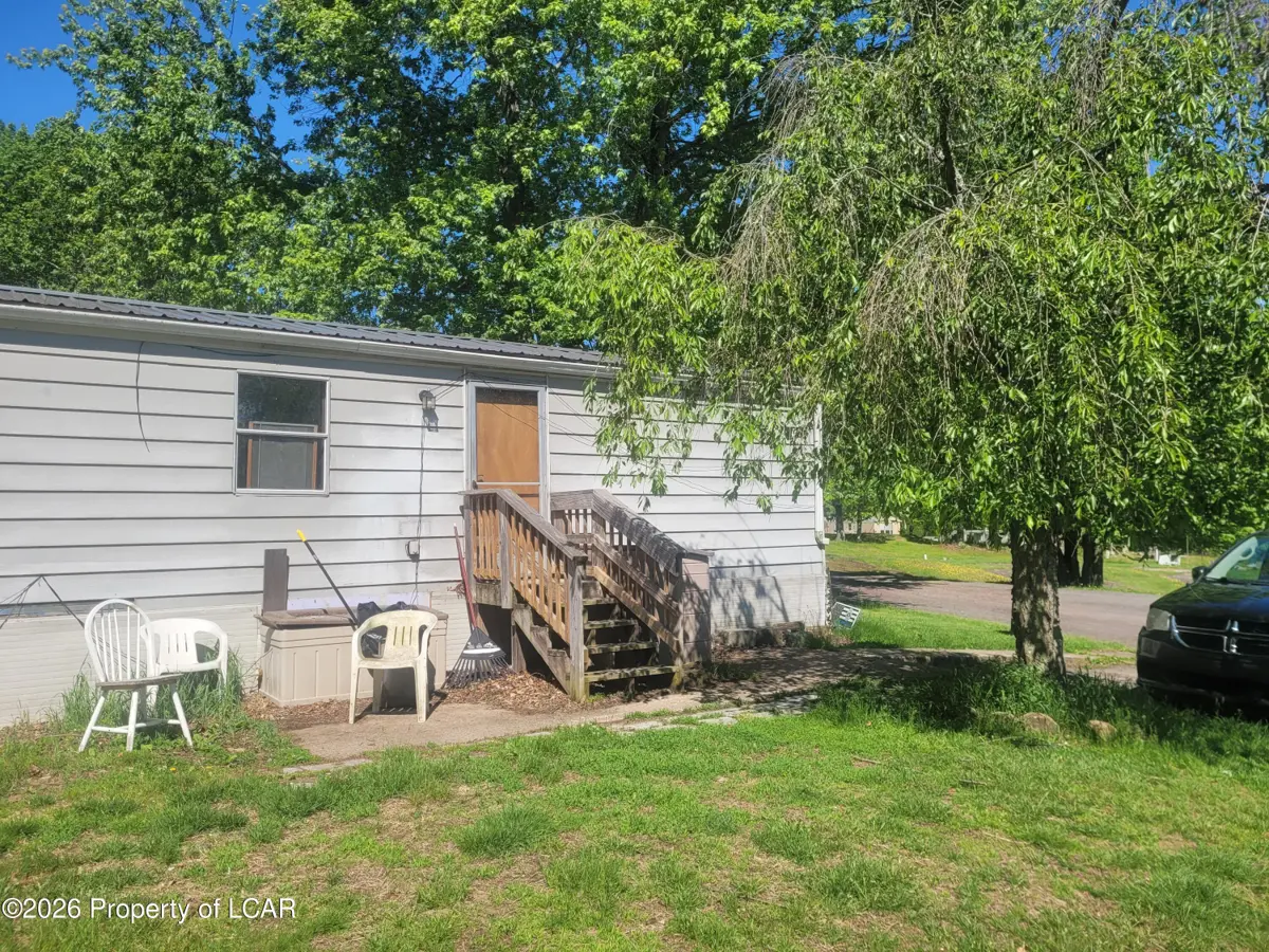266 Silver Maple Lane, Freeland in Freeland