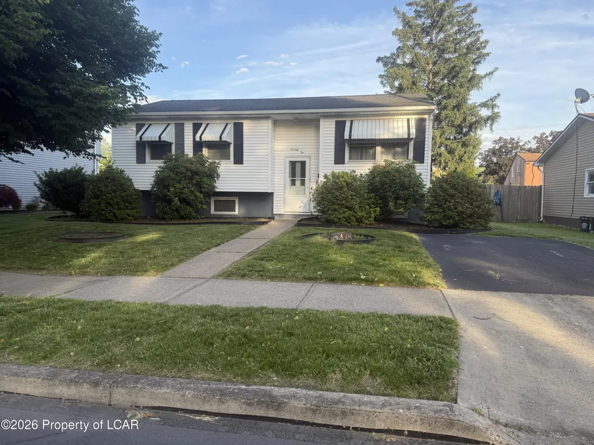 72 Gordon Avenue, Wilkes-Barre in Wilkes-Barre