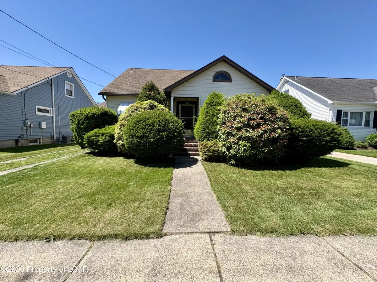 182 Roosevelt Street, Kingston in Kingston