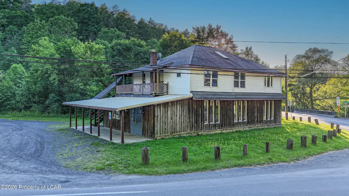 116 Ringtown Boulevard, Ringtown - 2 bath - 2,400 SF
