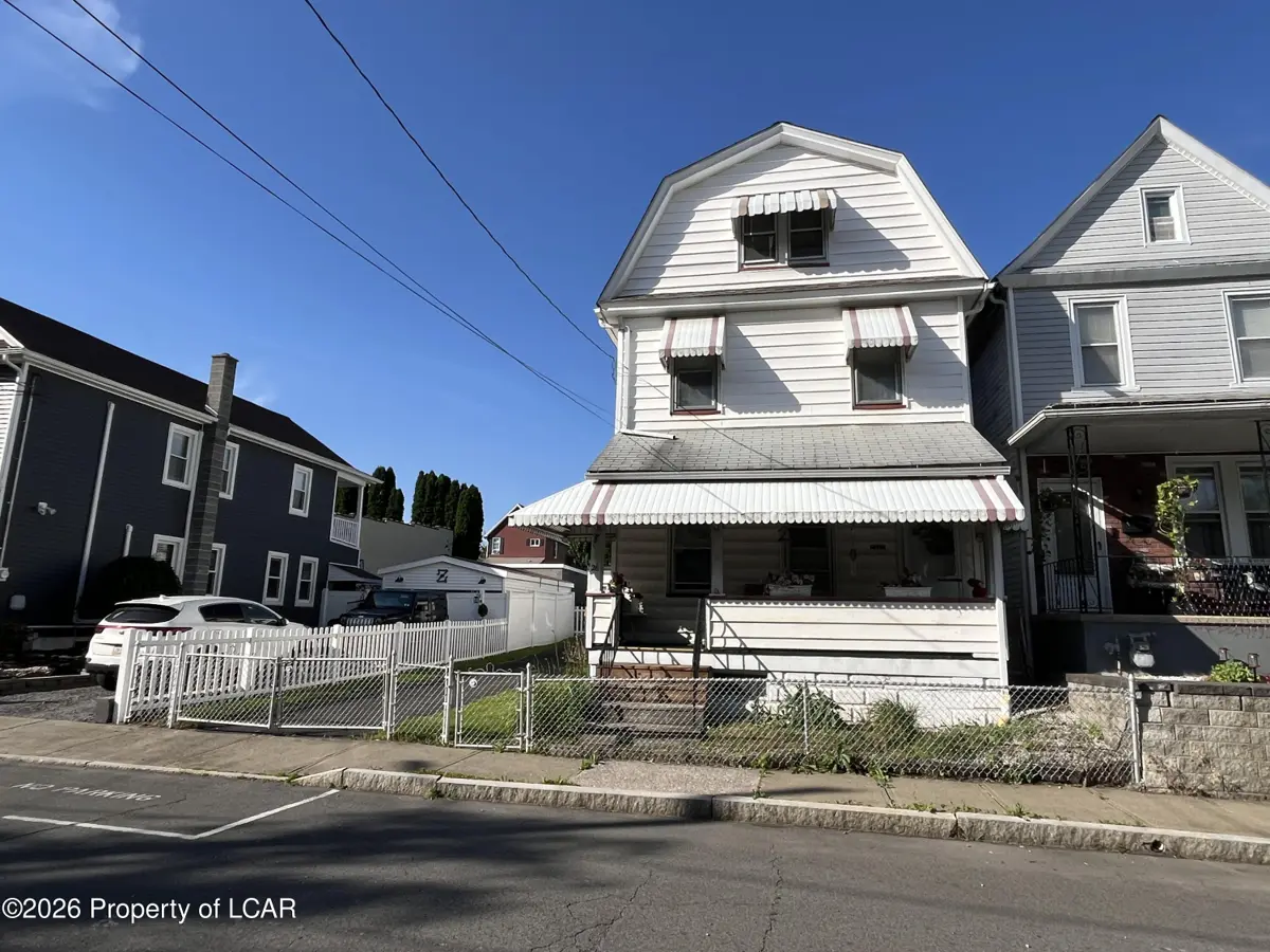 26 Poplar Street, Wilkes-Barre in Wilkes-Barre