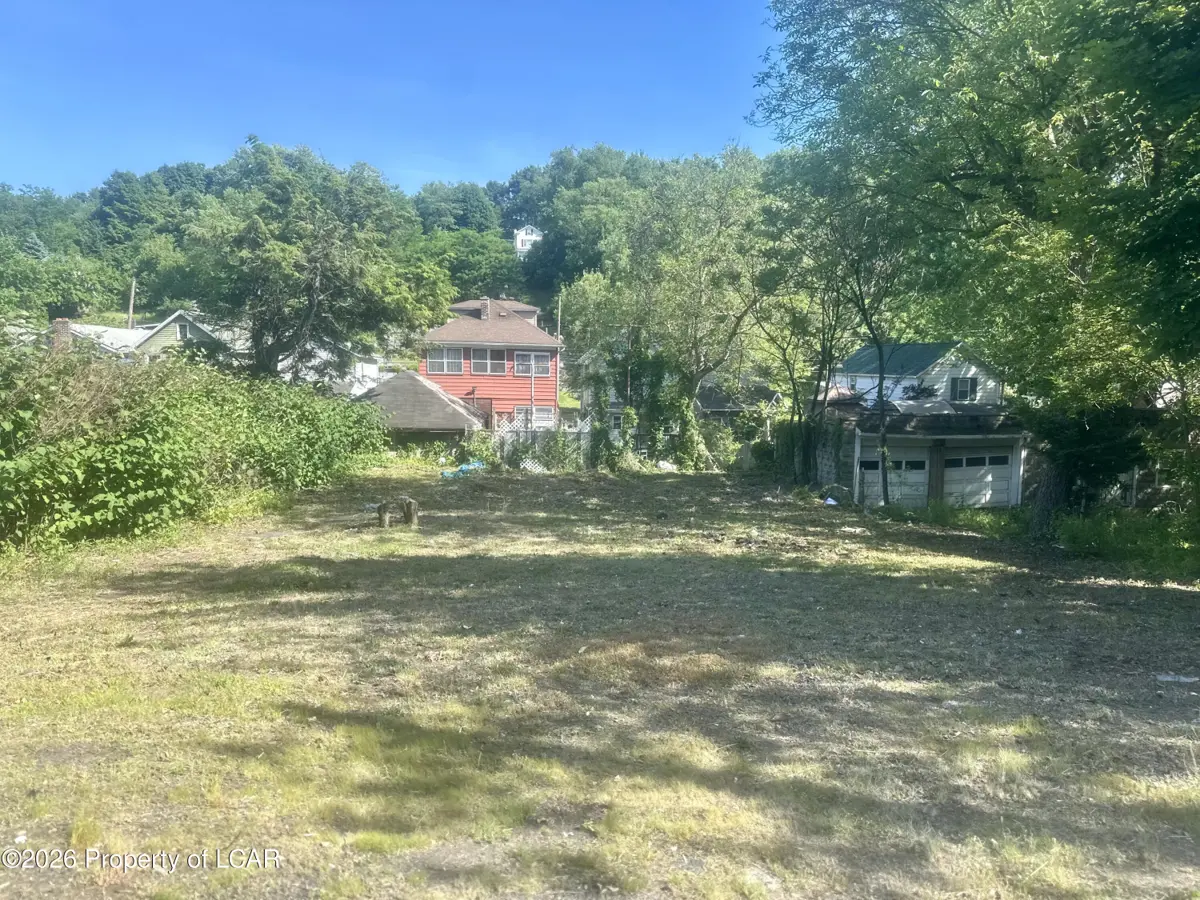 307 N River Street, Wilkes-Barre