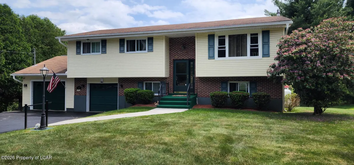 245 Foster Avenue, Freeland in Freeland