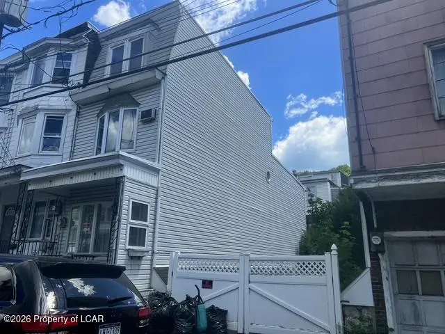 324 E Pine Street, Mahanoy City - 5 bed - 1 bath - 1,846 SF