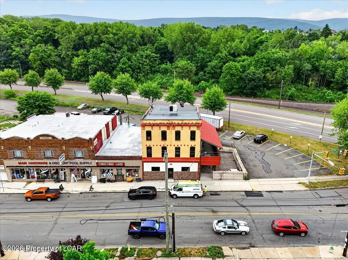 650 S Main Street, Wilkes-Barre - 6 bath - 4,600 SF