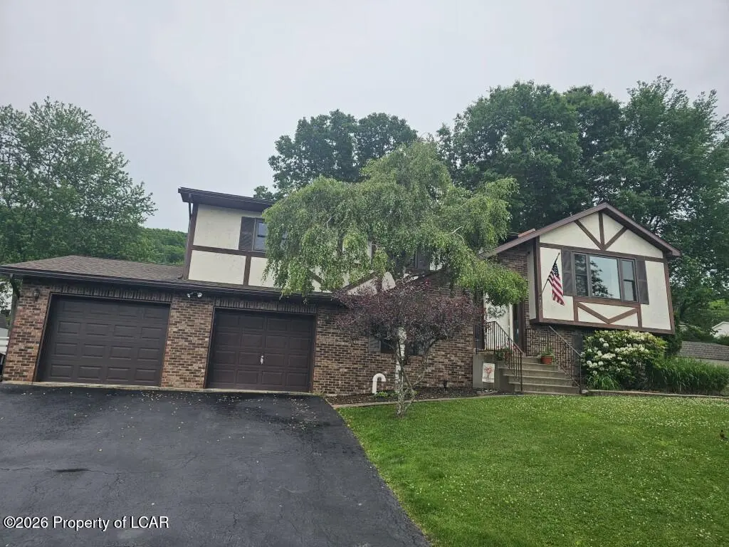 307 Highland Avenue, Shavertown in Shavertown