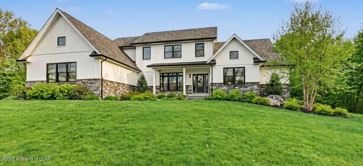 427 Summit Woods Road, Roaring Brook Township in Roaring Brook Township