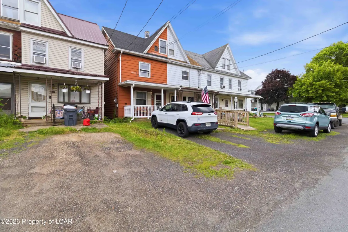 351 Columbia Avenue, Ashland - 2 bed - 1 bath - 1,260 SF