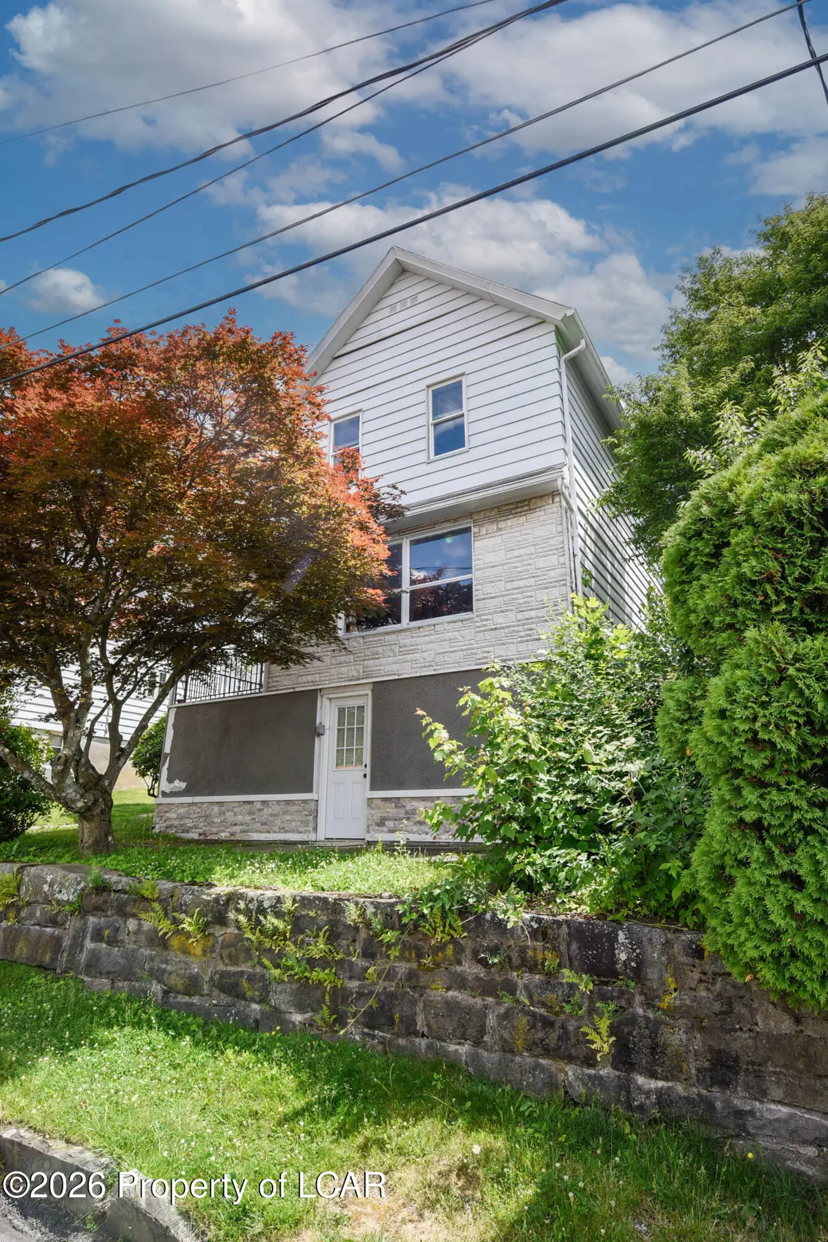 325 Simpson Street, Dupont in Dupont
