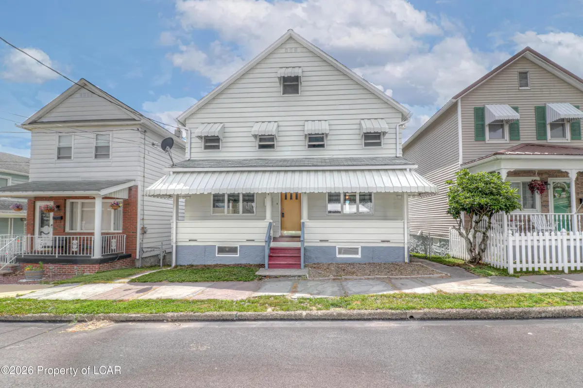 141 Center Street, Nanticoke - 3 bed - 2 bath - 1,718.72 SF