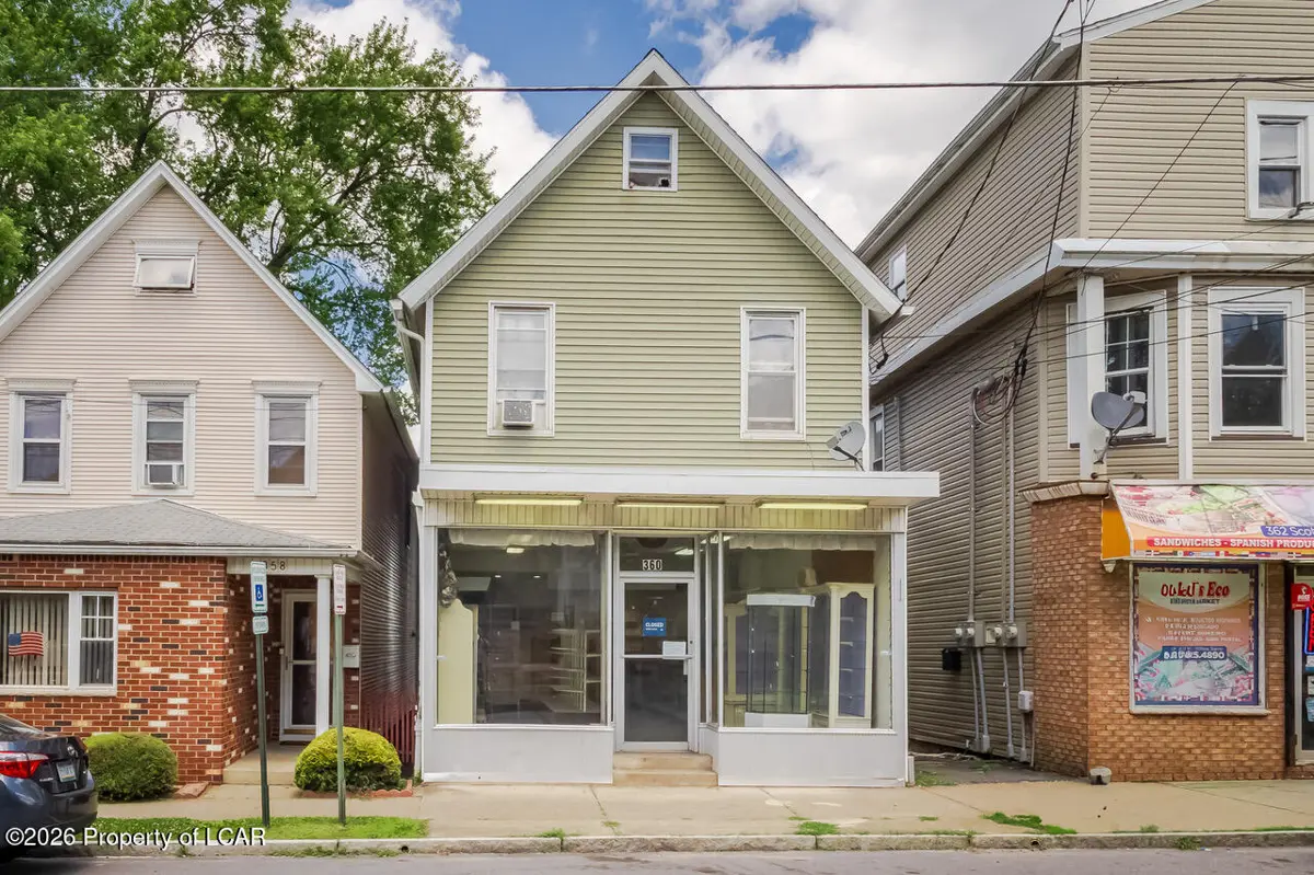 360 Scott Street, Wilkes-Barre - 2 bath - 2,493 SF