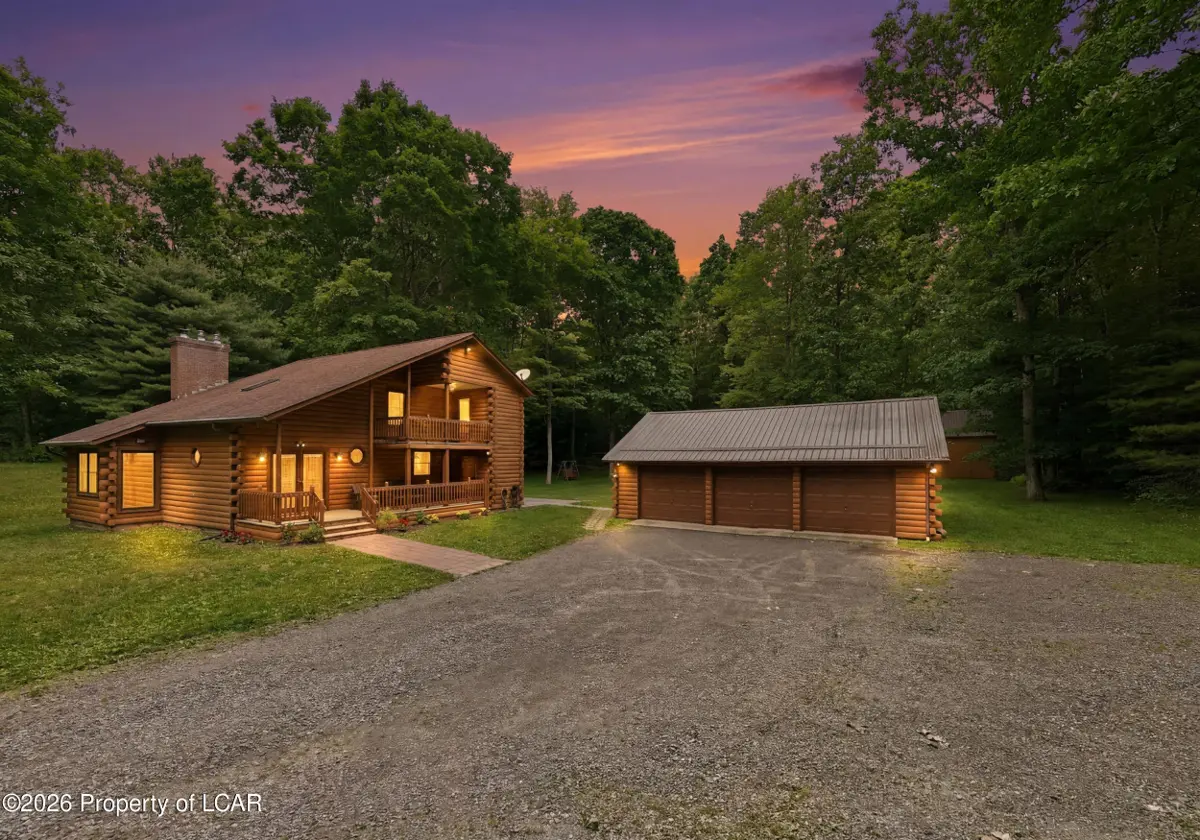 98 Moyer Road, Hunlock Creek - 3 bed - 3 bath - 2,994 SF
