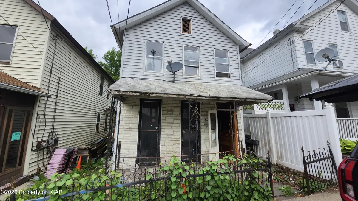 337 Palmer Street, Plymouth - 3 bed - 1 bath - 1,344 SF