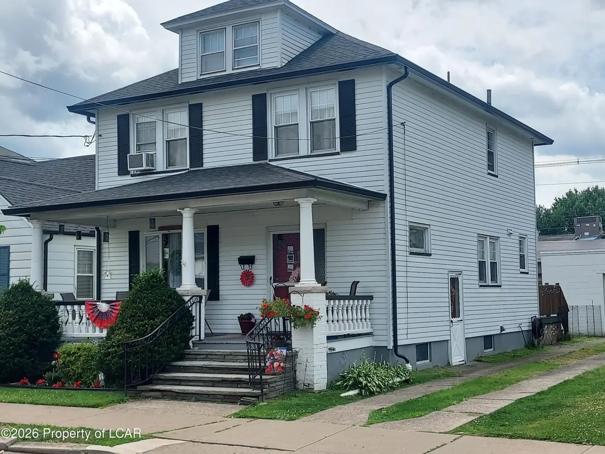 278 Frederick Street, Kingston - 3 bed - 2 bath - 1,664 SF