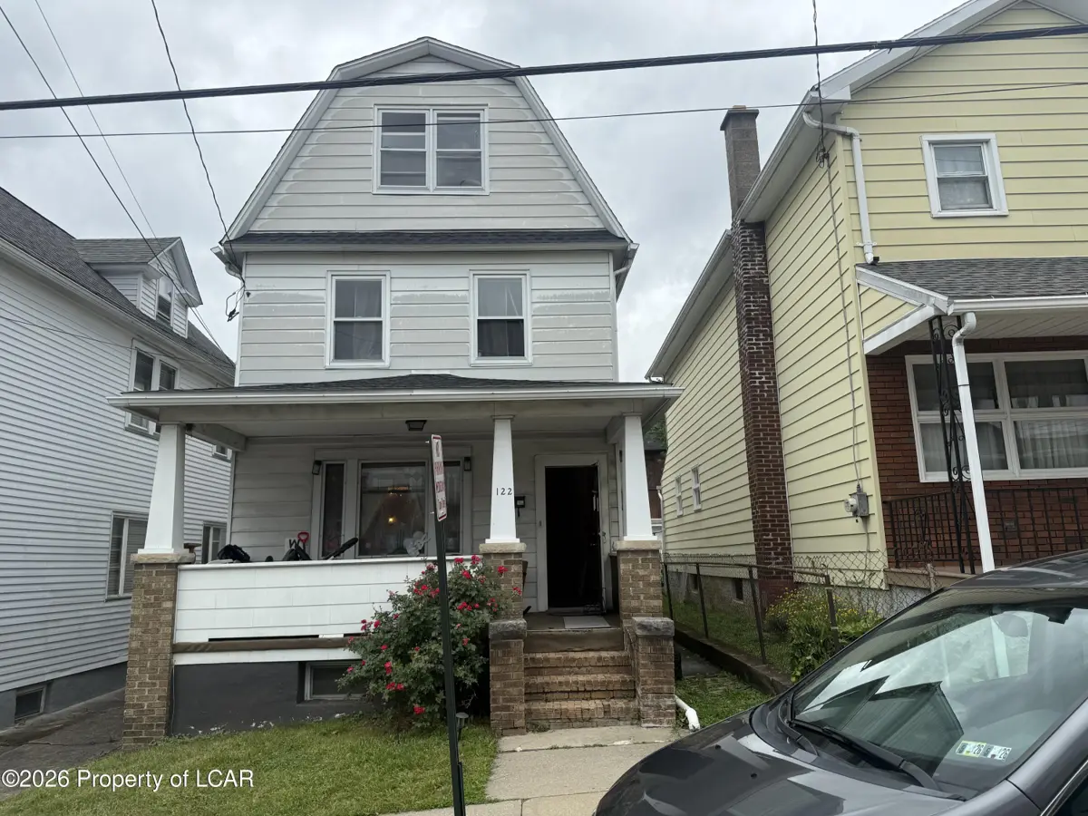 122 Lehigh Street, Wilkes-Barre - 4 bed - 2 bath - 2,496 SF