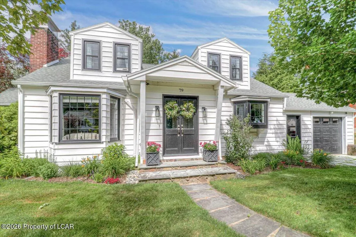79 Grandview Avenue, Dallas in Dallas