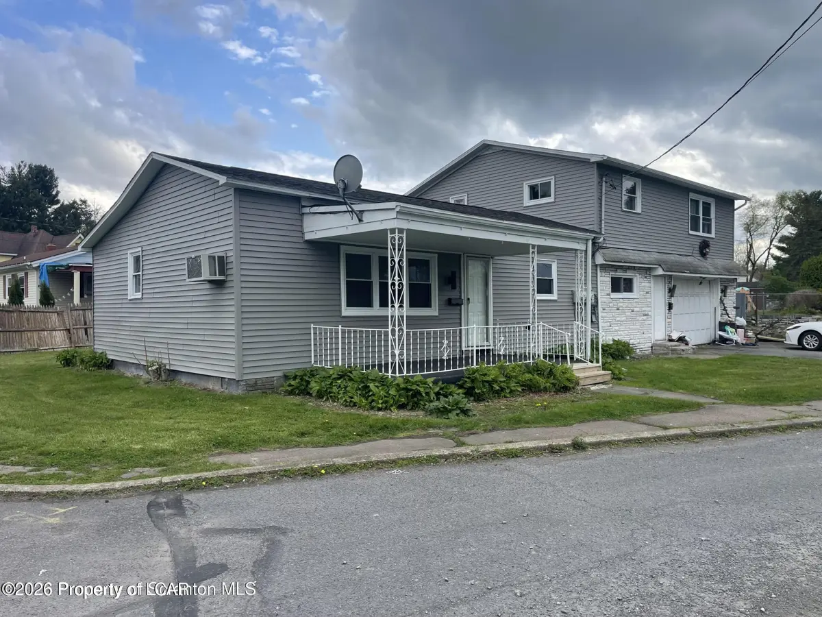 238 George Street, Moosic in Moosic