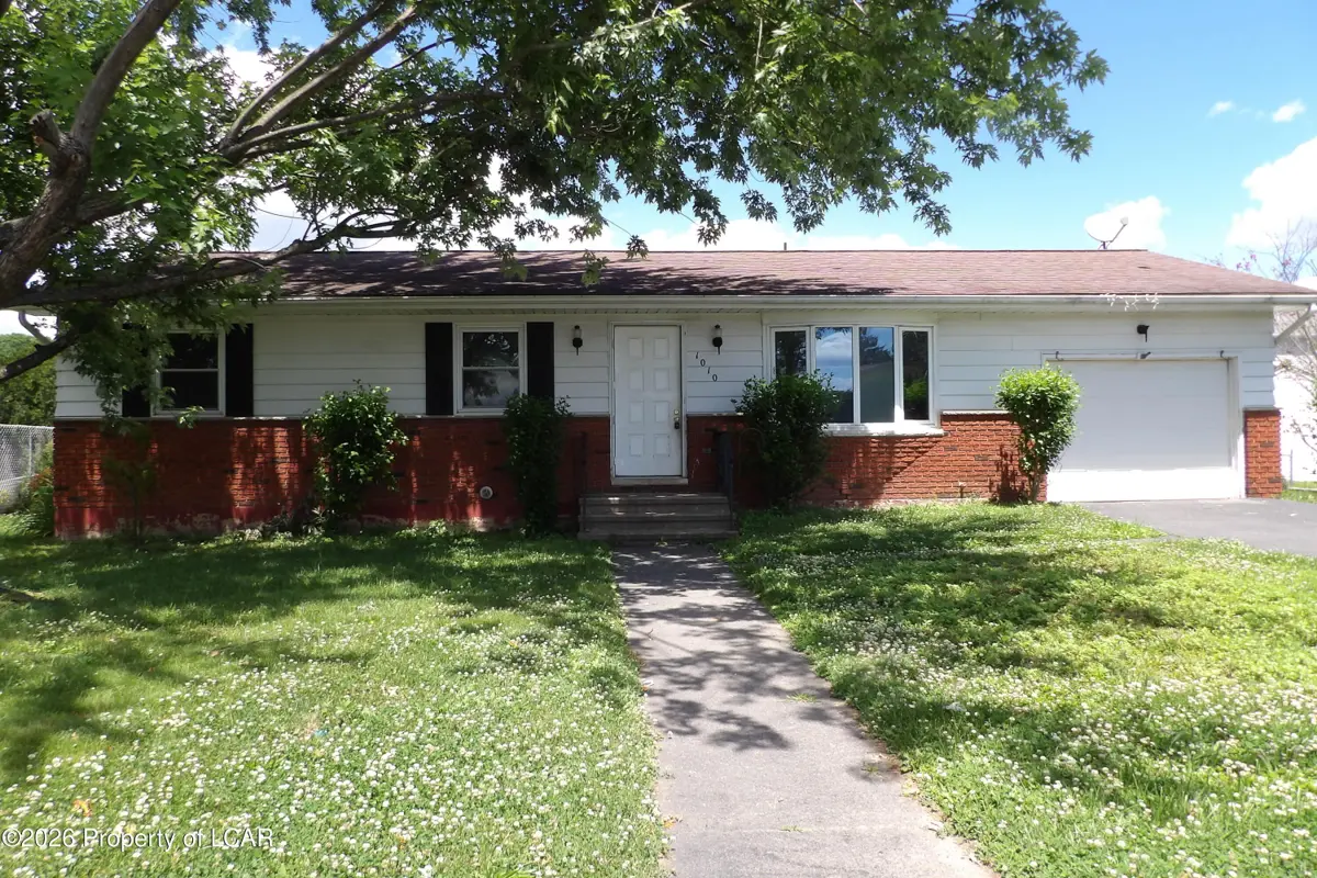 1010 Prince Street, Taylor - 3 bed - 1 bath - 1,000 SF