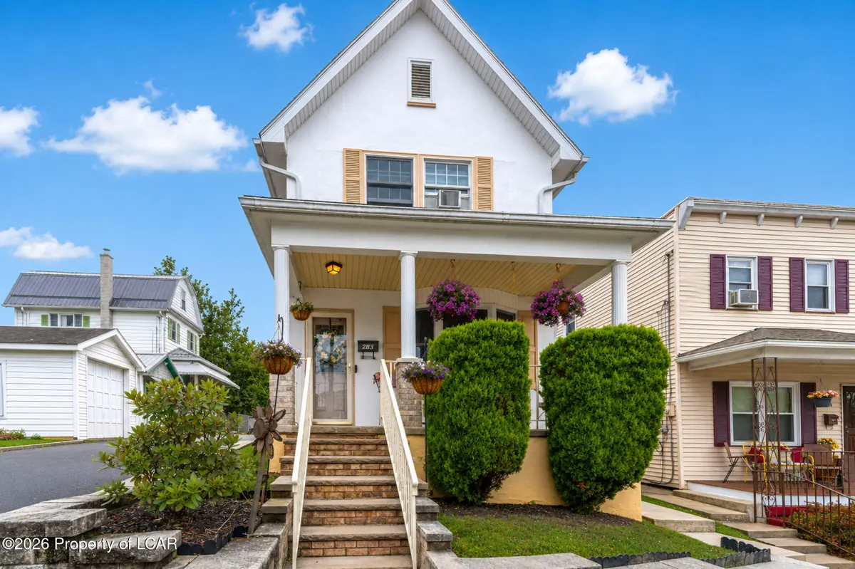283 Lehigh Street, Wilkes-Barre - 4 bed - 2 bath - 1,800 SF