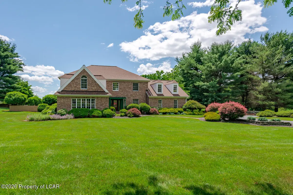 230 Lantern Hill Road, Shavertown - 5 bed - 5 bath - 5,146 SF