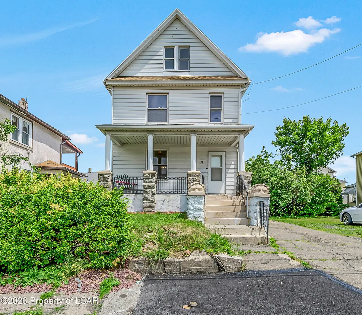 715 E Drinker Street, Dunmore in Dunmore