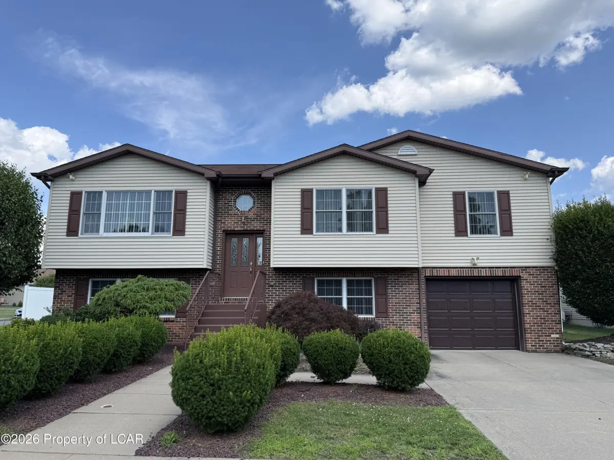 1017 Sarah Street, Wilkes-Barre in Wilkes-Barre