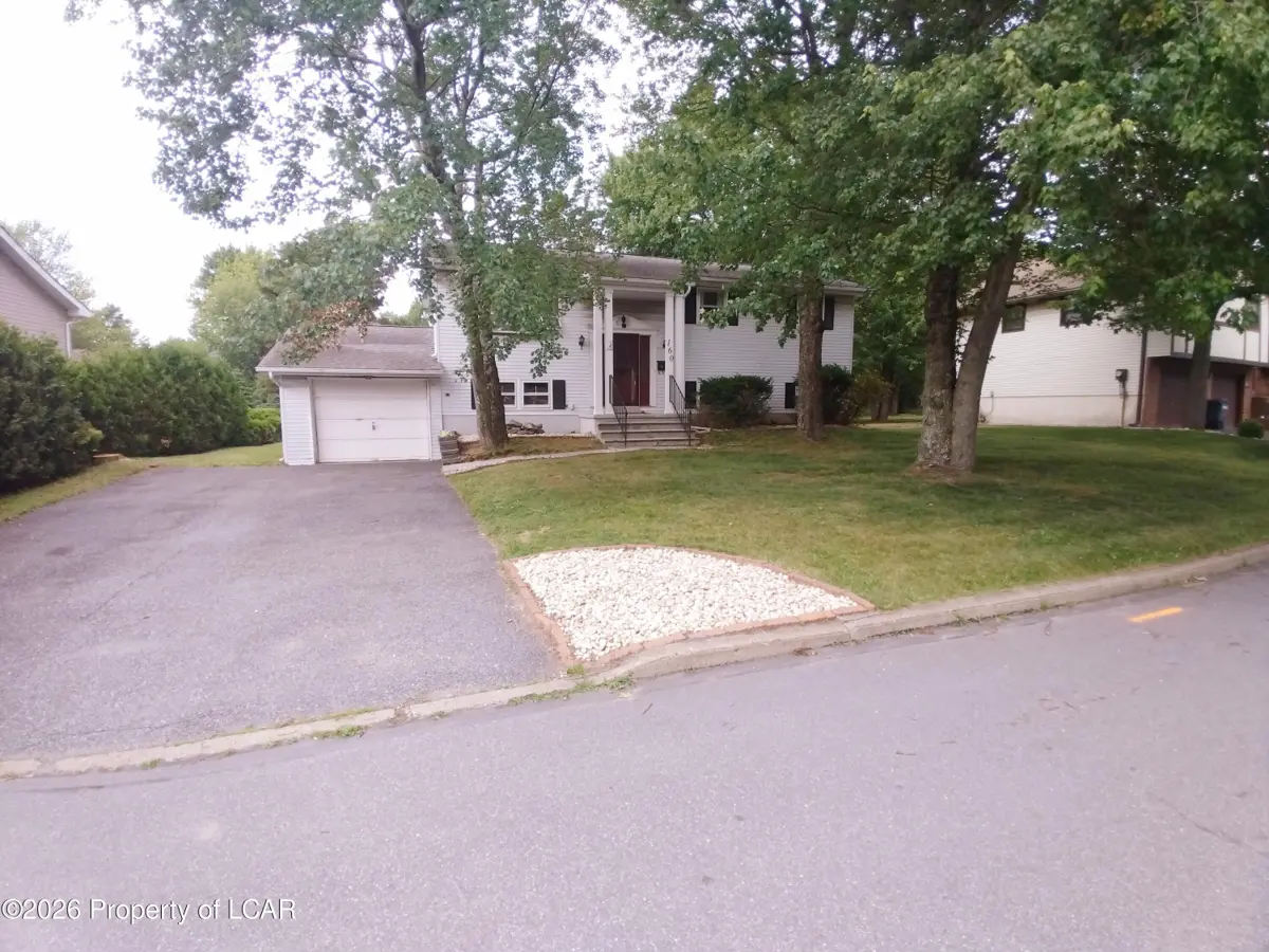 160 Coxe Street, Hazleton - 5 bed - 2 bath - 2,494 SF