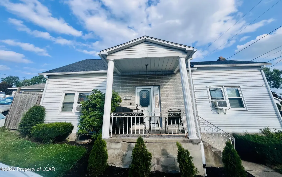 88 La Grange Street, Pittston in Pittston