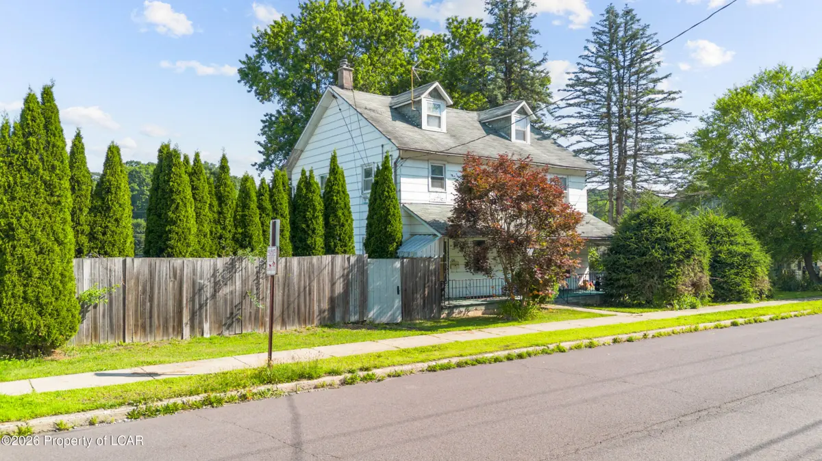 1041 W Main Street, Nanticoke in Nanticoke