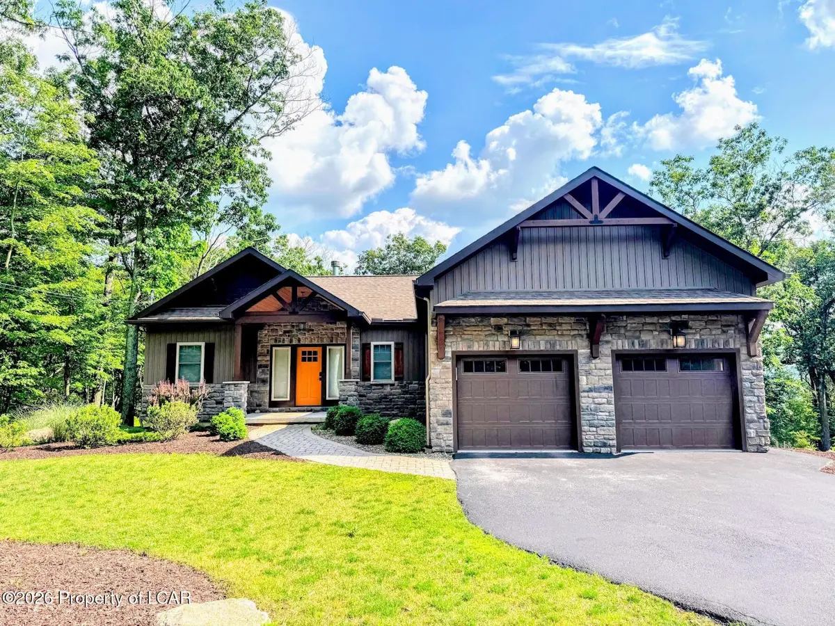 728 Turnberry Lane, Hazleton in Hazleton