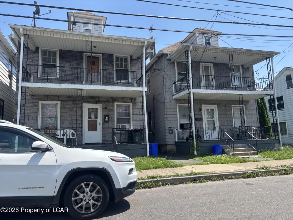 415 Wyoming Street, Hanover Township in Hanover Township