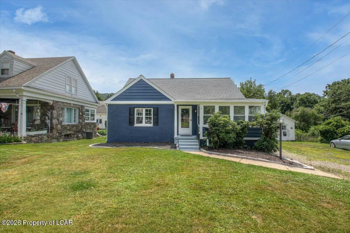 11 Harris Hill Road, Shavertown in Shavertown