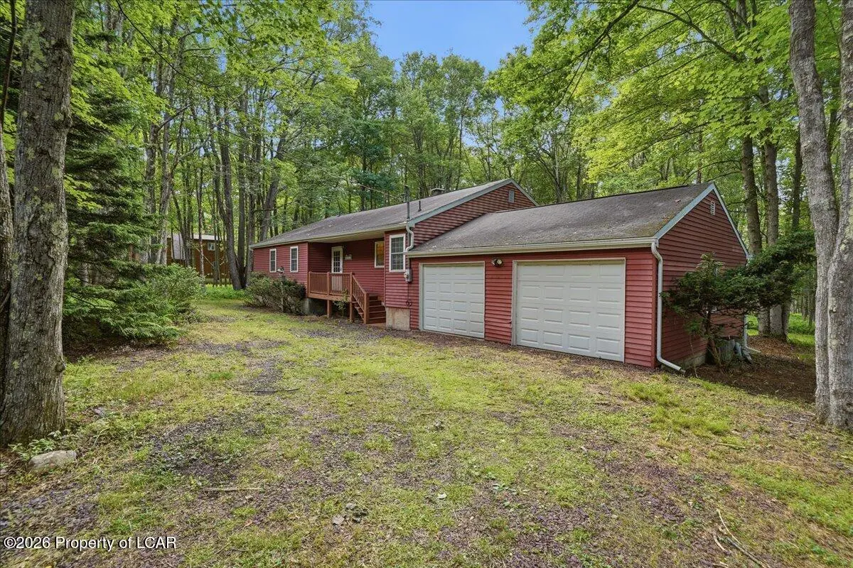 27 Wolf Way, White Haven - 4 bed - 2 bath - 1,417 SF