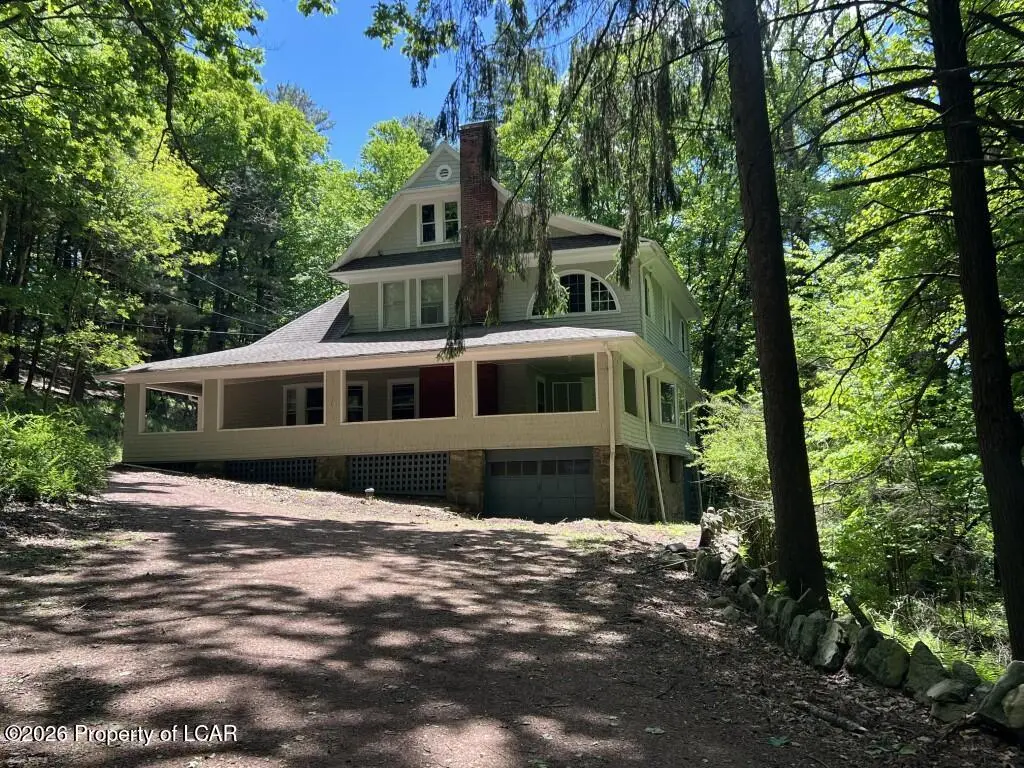 496 Glenside Road, Mountain Top in Mountain Top