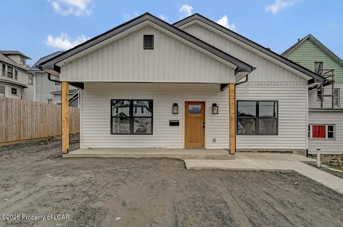 627-629 Prescott Avenue, Scranton - 3,928 SF