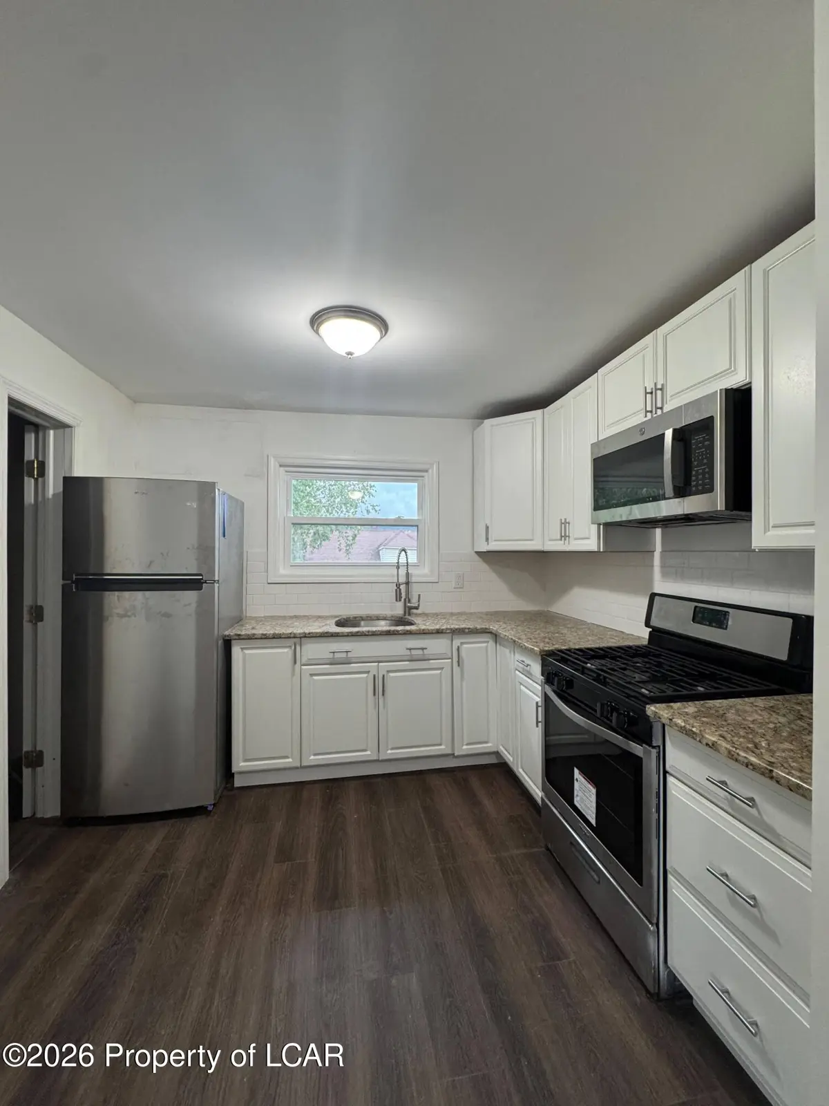 1319 Bryn Mawr Street 2nd Fl, Scranton - 2 bed - 1 bath - 1,000 SF
