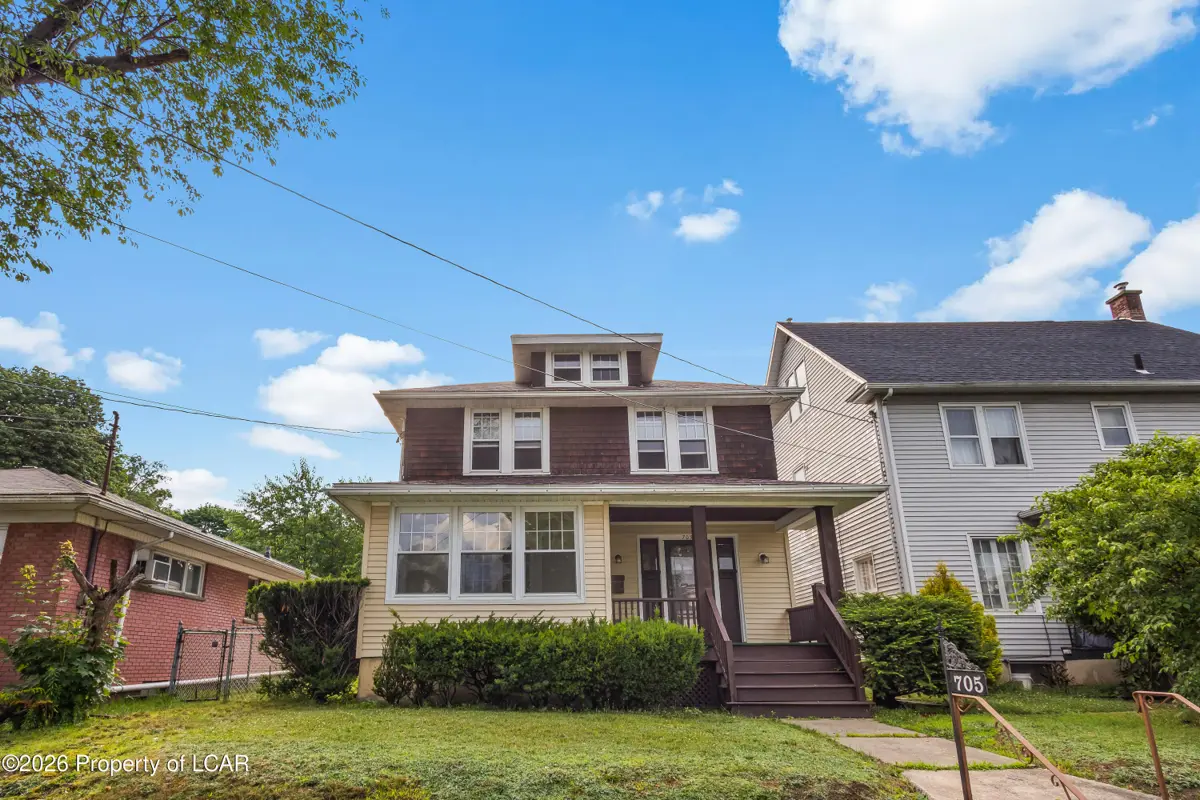 705 N Rebecca Avenue, Scranton - 3 bed - 2 bath - 5,040 SF