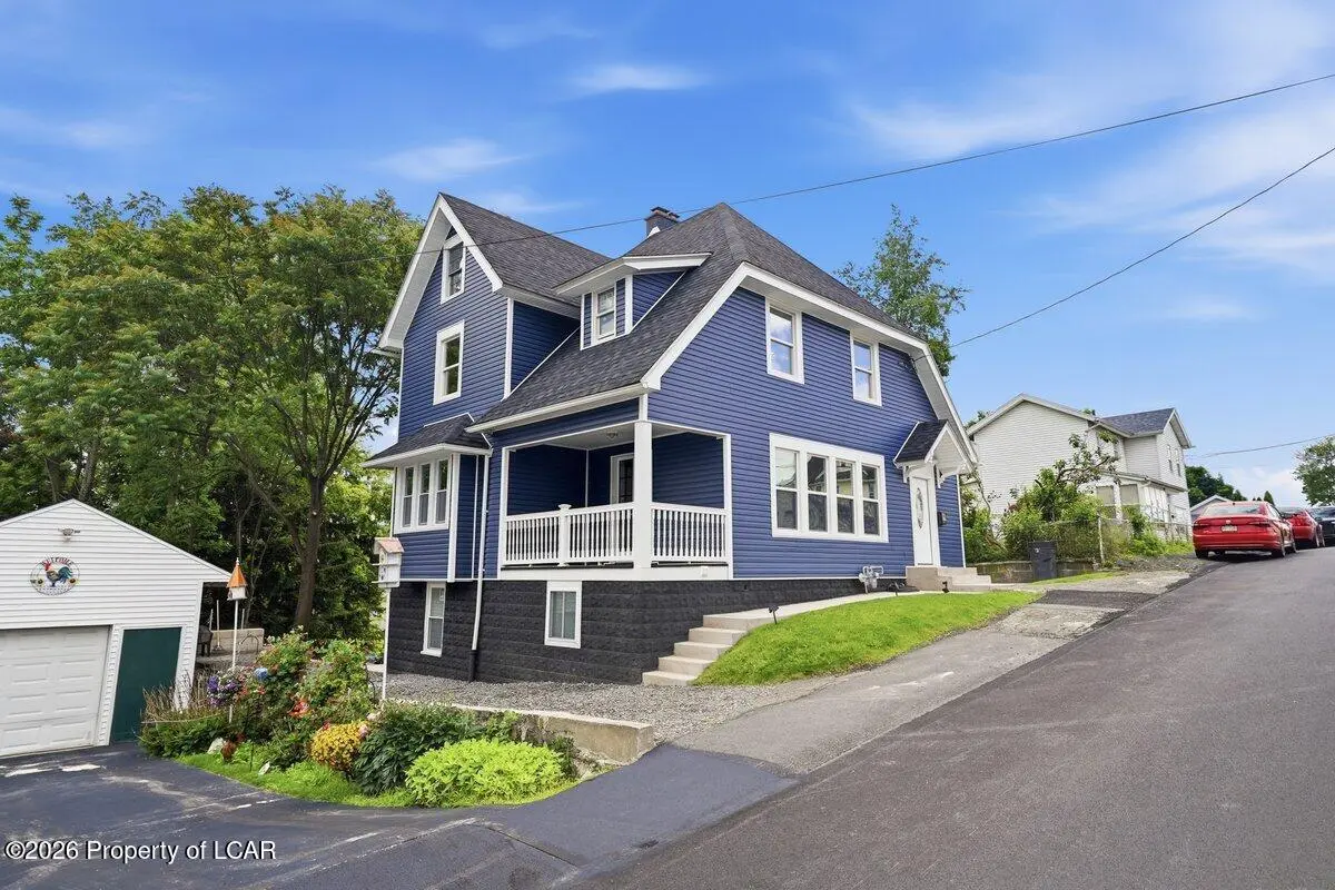 1118 Ridge Avenue, Dunmore in Dunmore