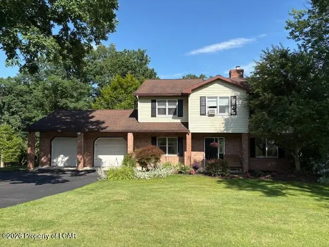 7 Downing Drive, Dallas in Dallas