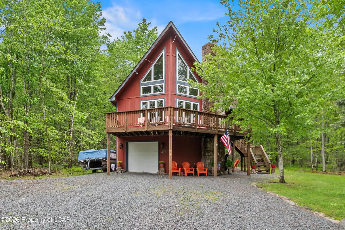 329 Maxatawny Drive, Pocono Lake - 4 bed - 2 bath - 2,473 SF