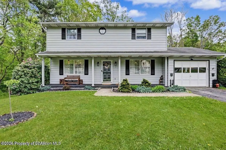 50 Log Road, Jefferson Township in Jefferson Township