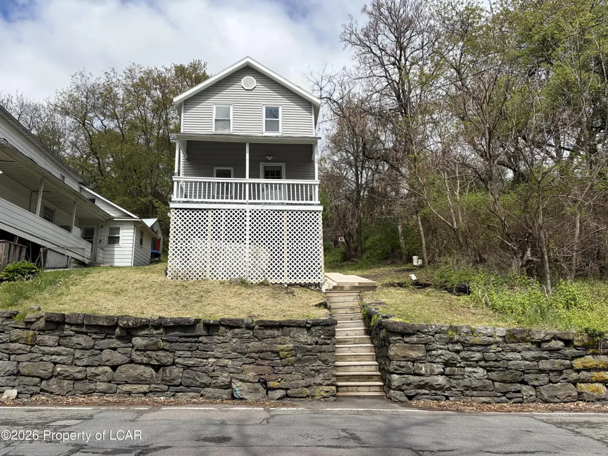 66 Smith Row, Plymouth - 2 bed - 2 bath - 952 SF