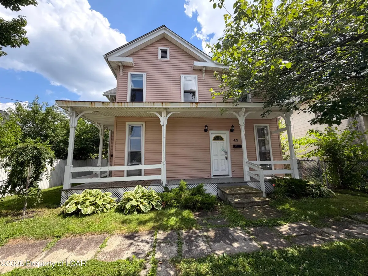 428-430 E Fourth Street, Berwick - 1,912 SF