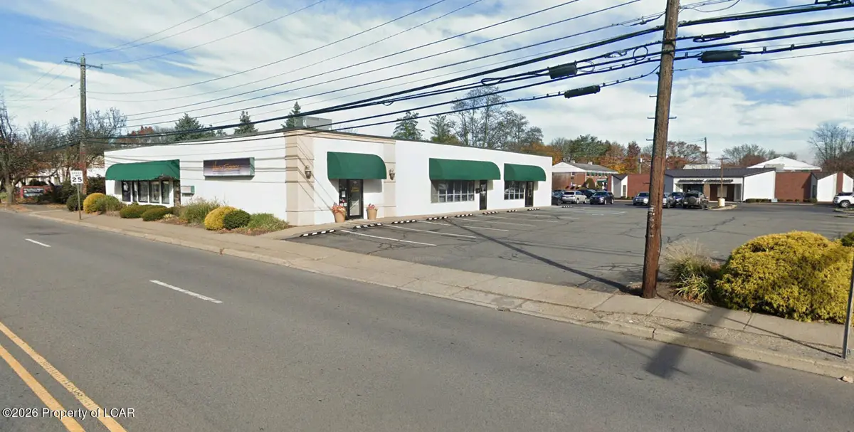 390 Pierce Street, Kingston - 2,200 SF