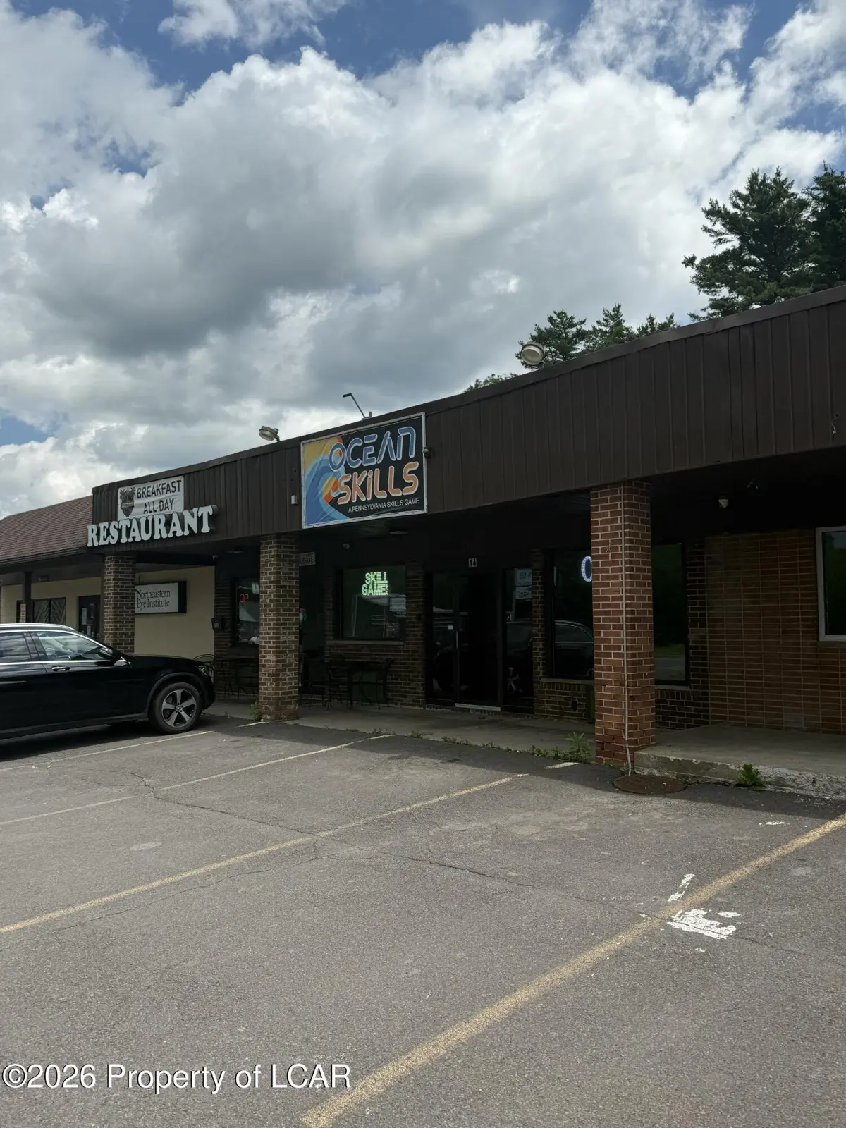 14 S Mountain Boulevard, Mountain Top - 1,100 SF