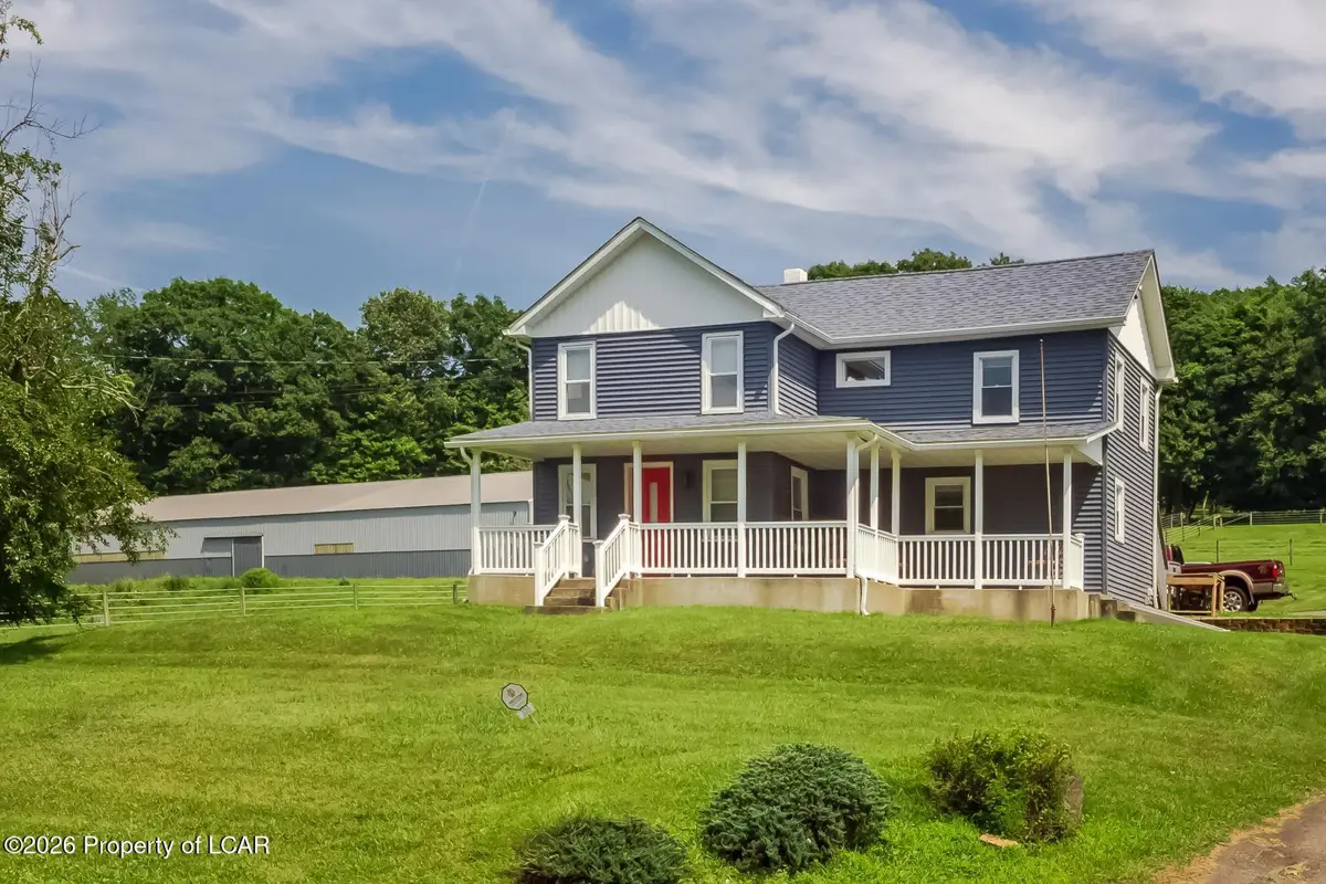 300 State Route 29, Harveys Lake - 2 bed - 2 bath - 1,324 SF