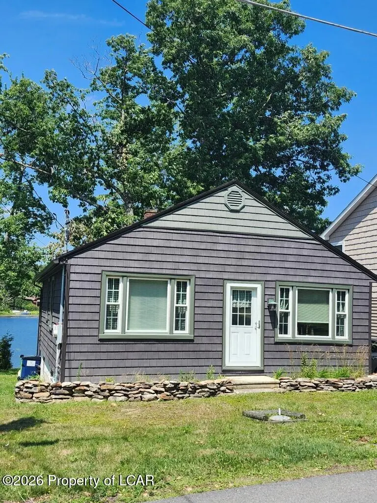 1297 Lakeview Drive, White Haven in White Haven
