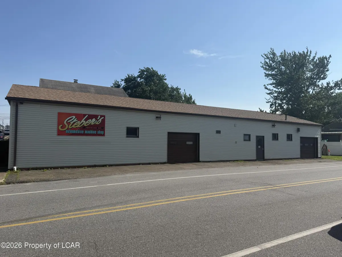 1066 N James Street, Hazle Township - 1 bath - 2,464 SF